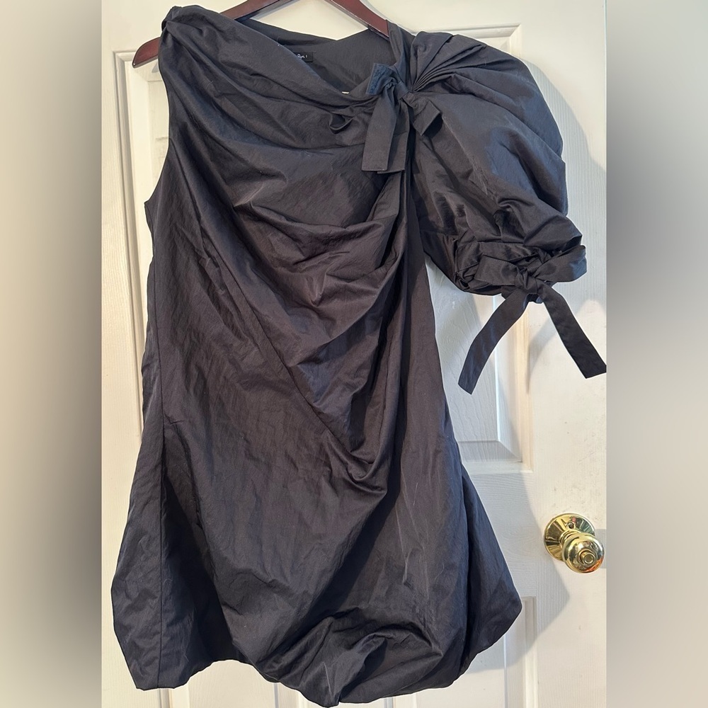 ANTHRO RYU M Party Weding Guest Black Tie One Shoulder Puff Sleeve Balloon Dress